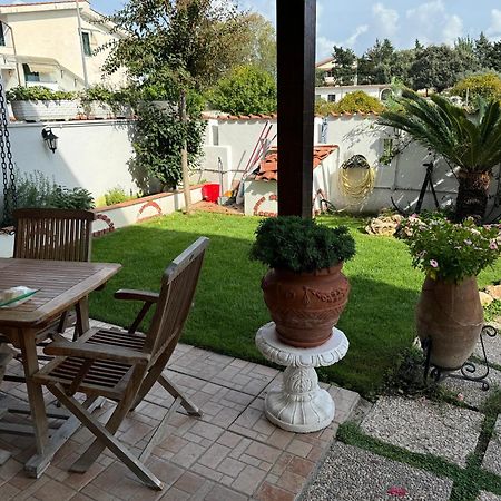 Anna House Apartment Fiumicino Bagian luar foto