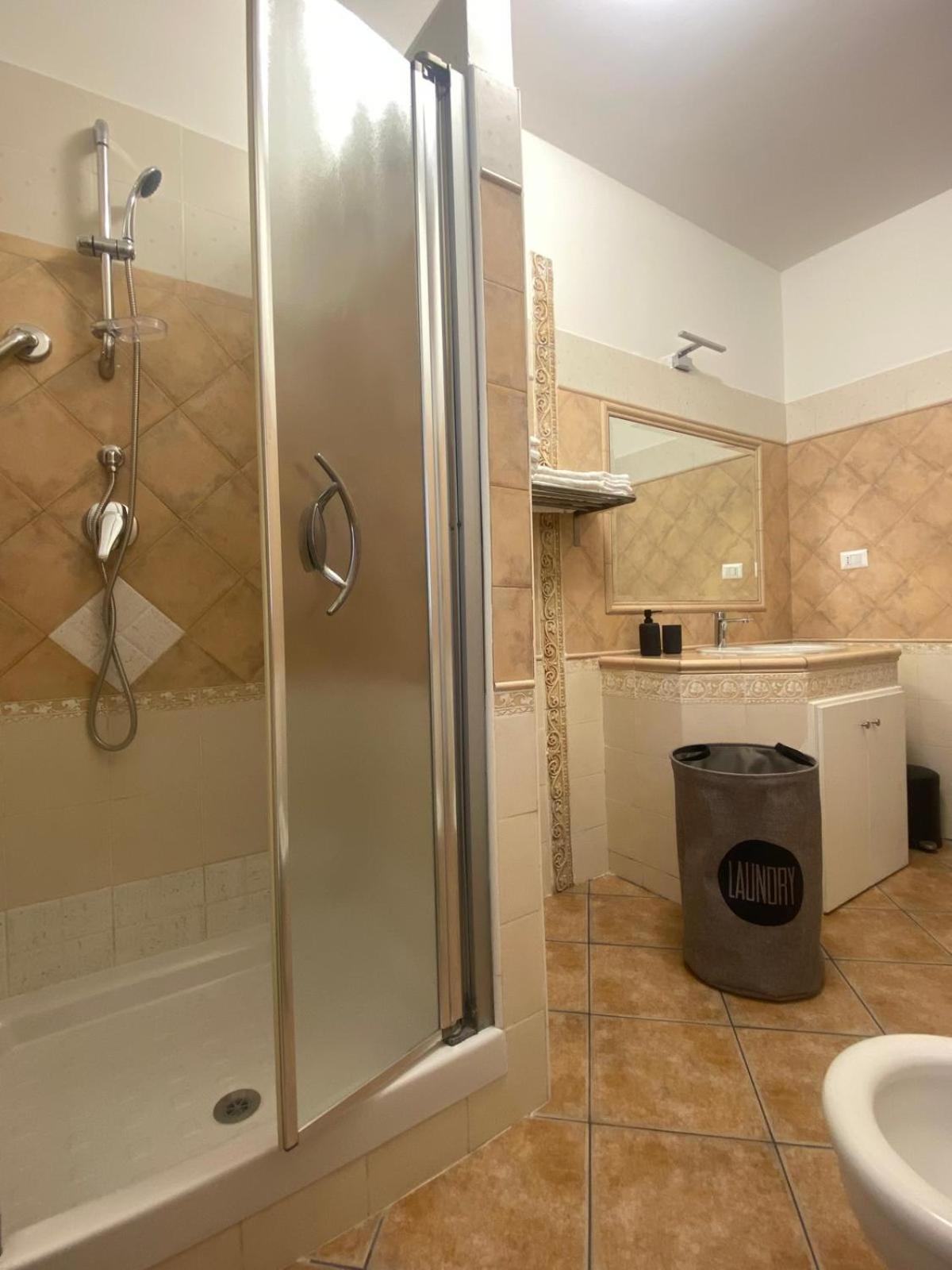 Anna House Apartment Fiumicino Bagian luar foto